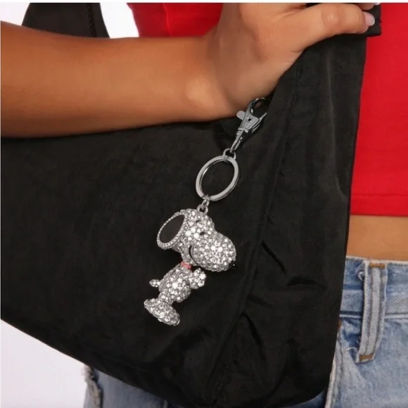 COLLECTIBLE Snoopy Crystal Bling 3D Keychain-Sparkling peanutbag Charm